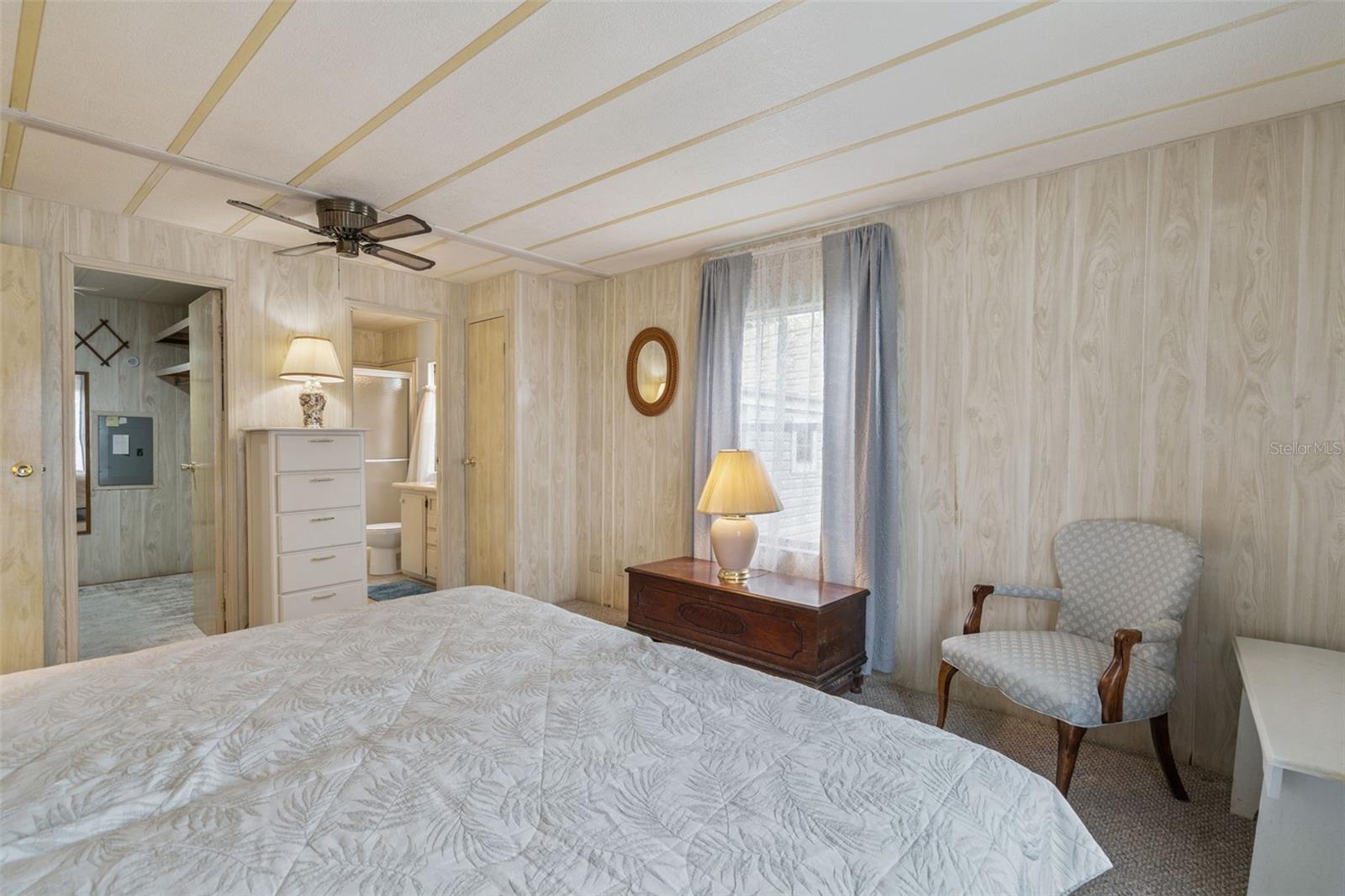 Image 11 of 19 For 237 Meadow Lark Drive