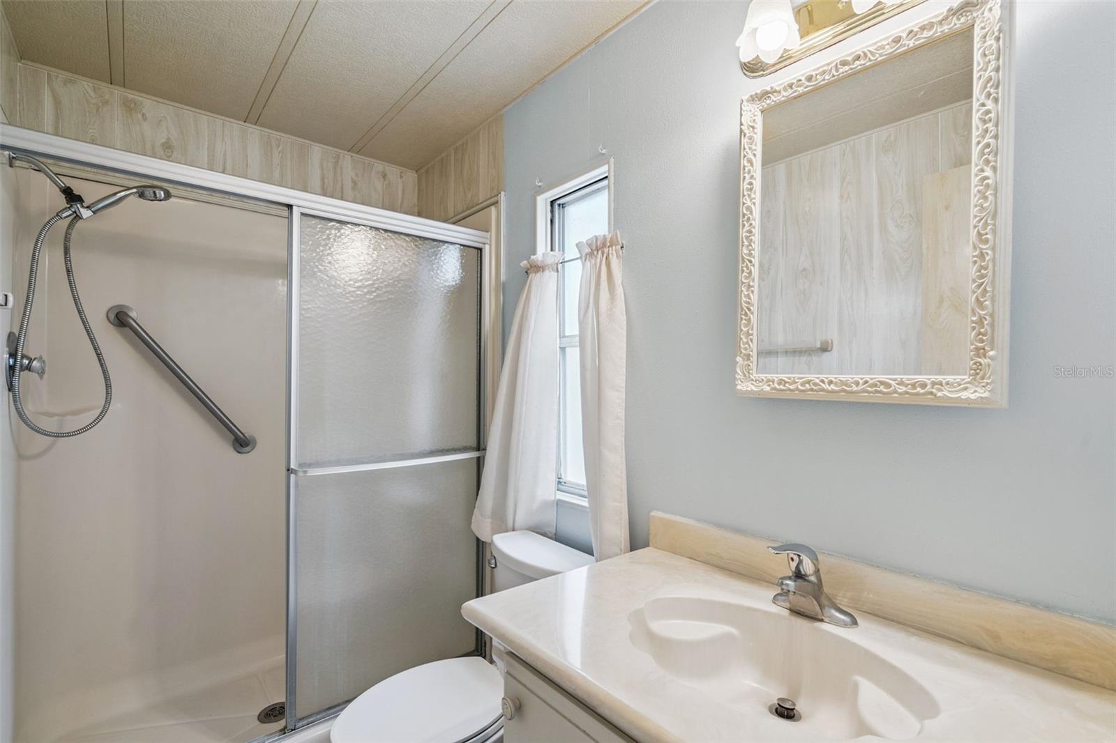 Image 13 of 19 For 237 Meadow Lark Drive