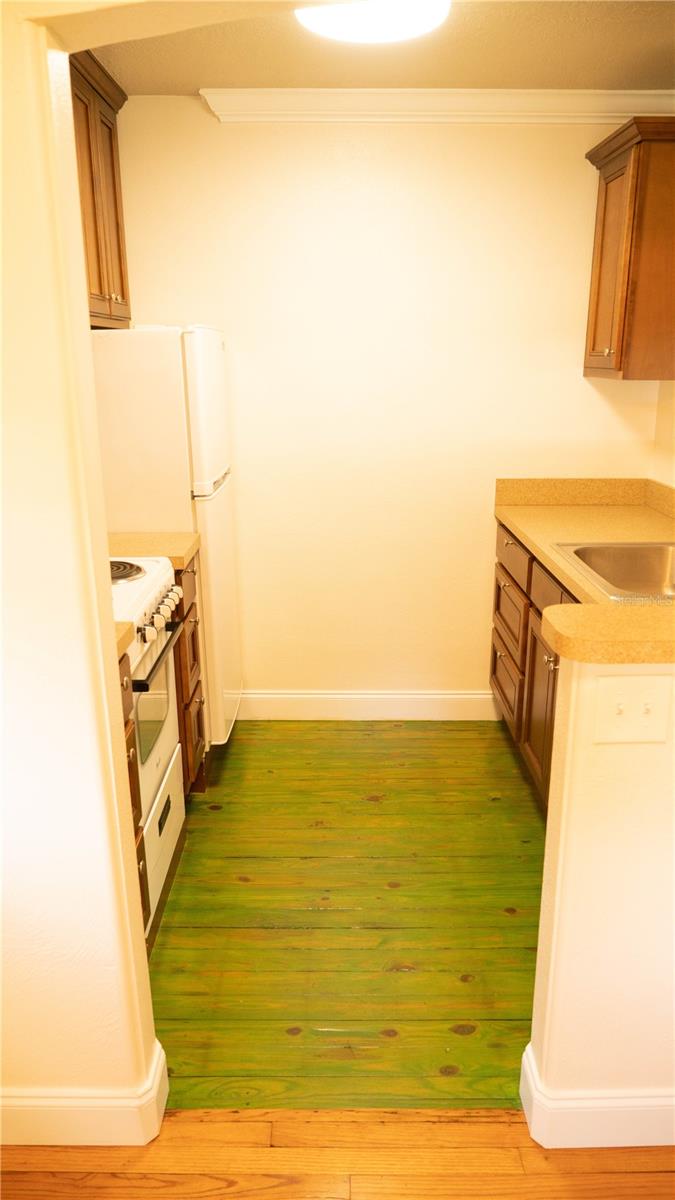 Image 9 of 26 For 2116 1-2 Henderson Drive