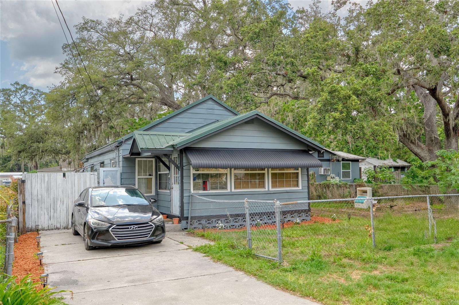 Image 3 of 15 For 8910 Ashley Street