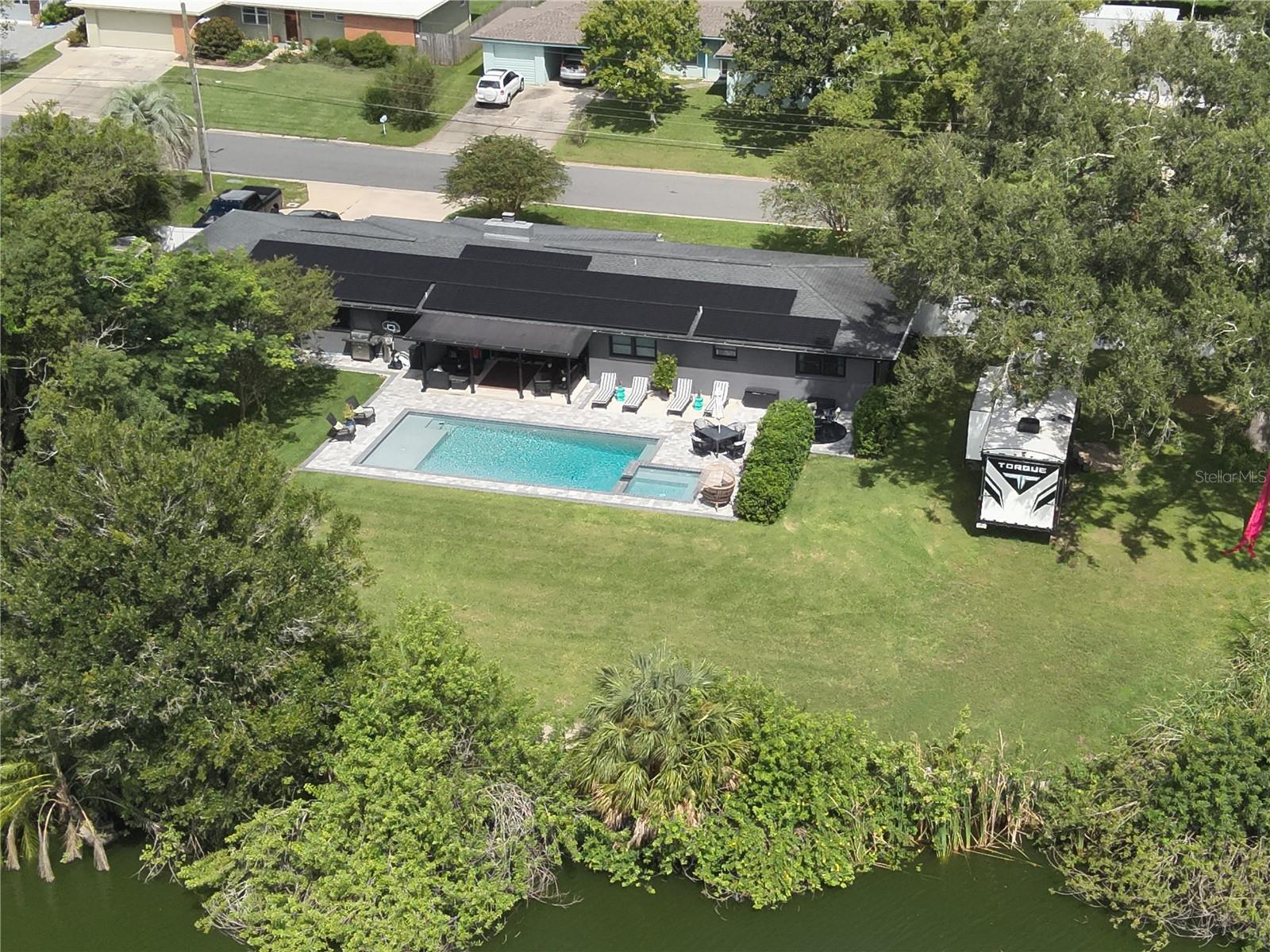 Image 7 of 58 For 1827 John Arthur Way