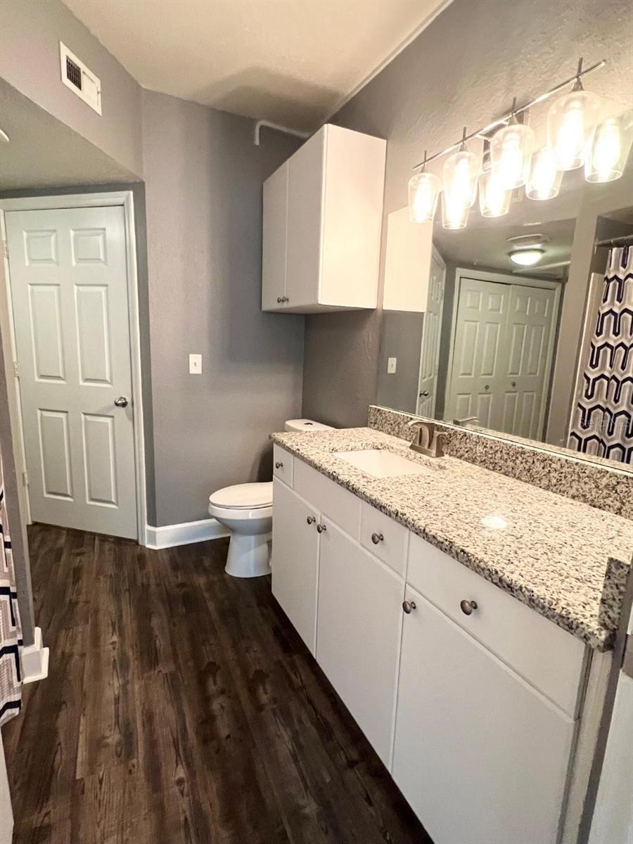 Image 18 of 28 For 204 South Street 3054