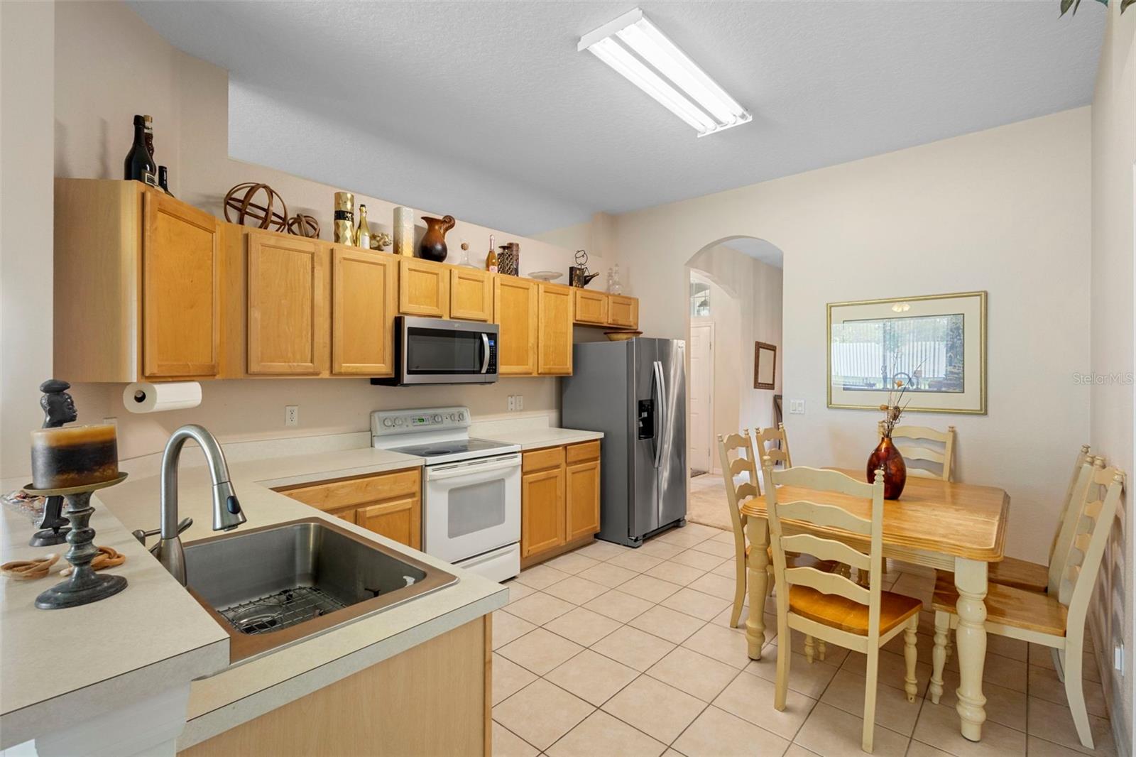 Image 18 of 45 For 2414 Ridgemoor Drive