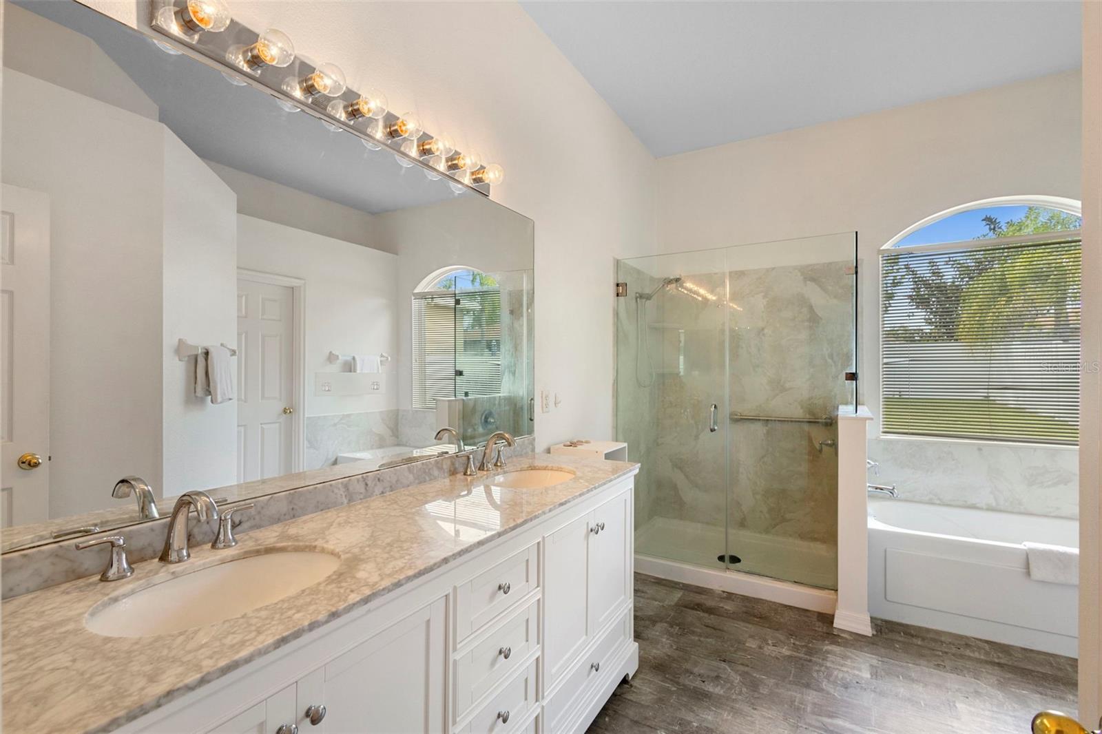 Image 34 of 45 For 2414 Ridgemoor Drive