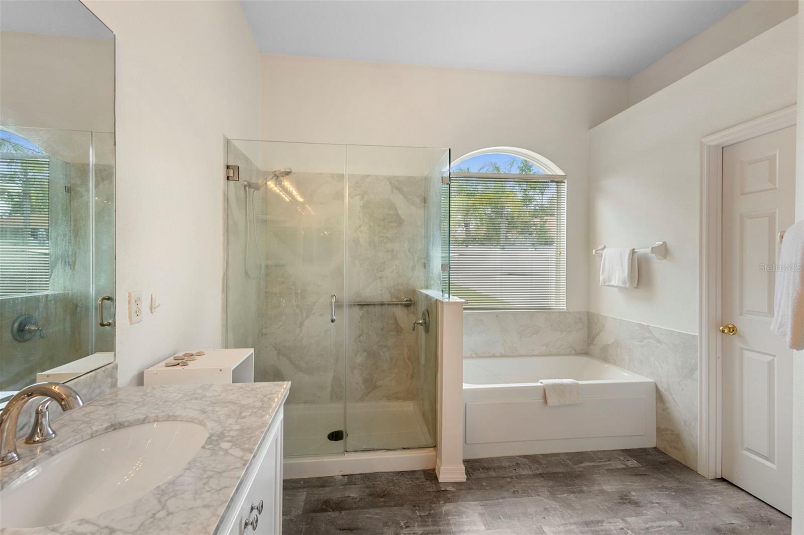 Image 35 of 45 For 2414 Ridgemoor Drive