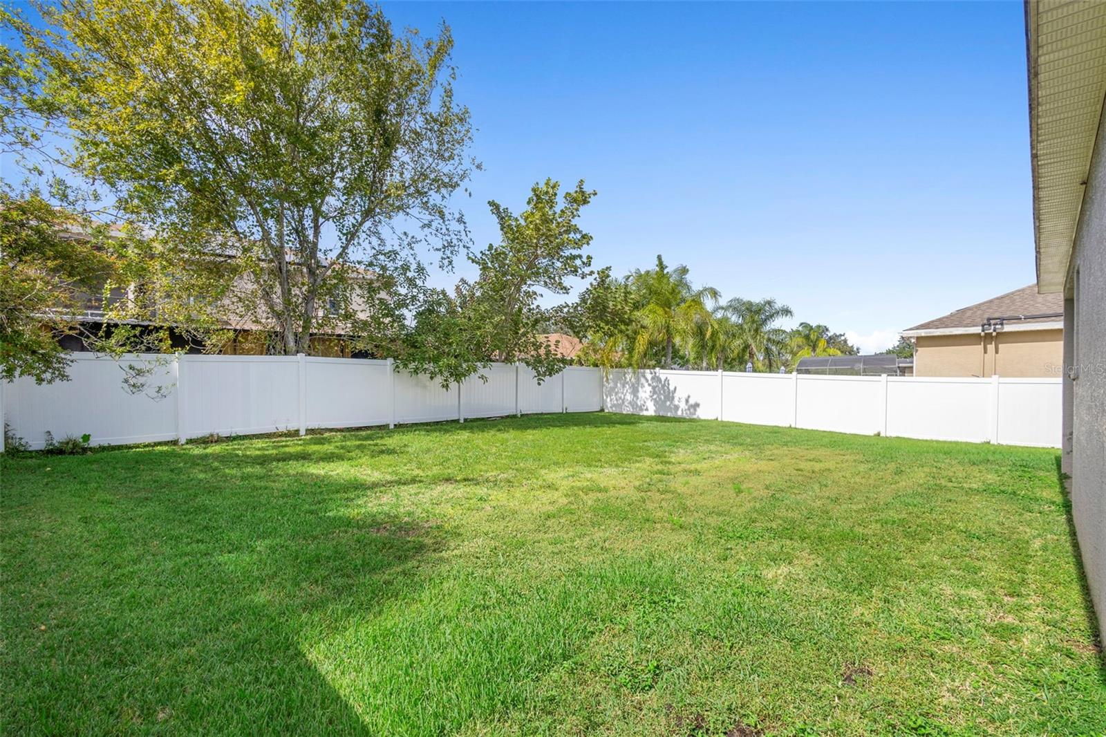 Image 8 of 45 For 2414 Ridgemoor Drive