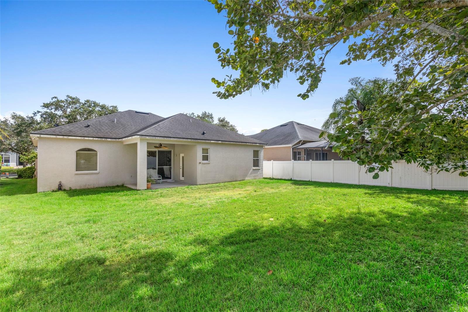 Image 9 of 45 For 2414 Ridgemoor Drive