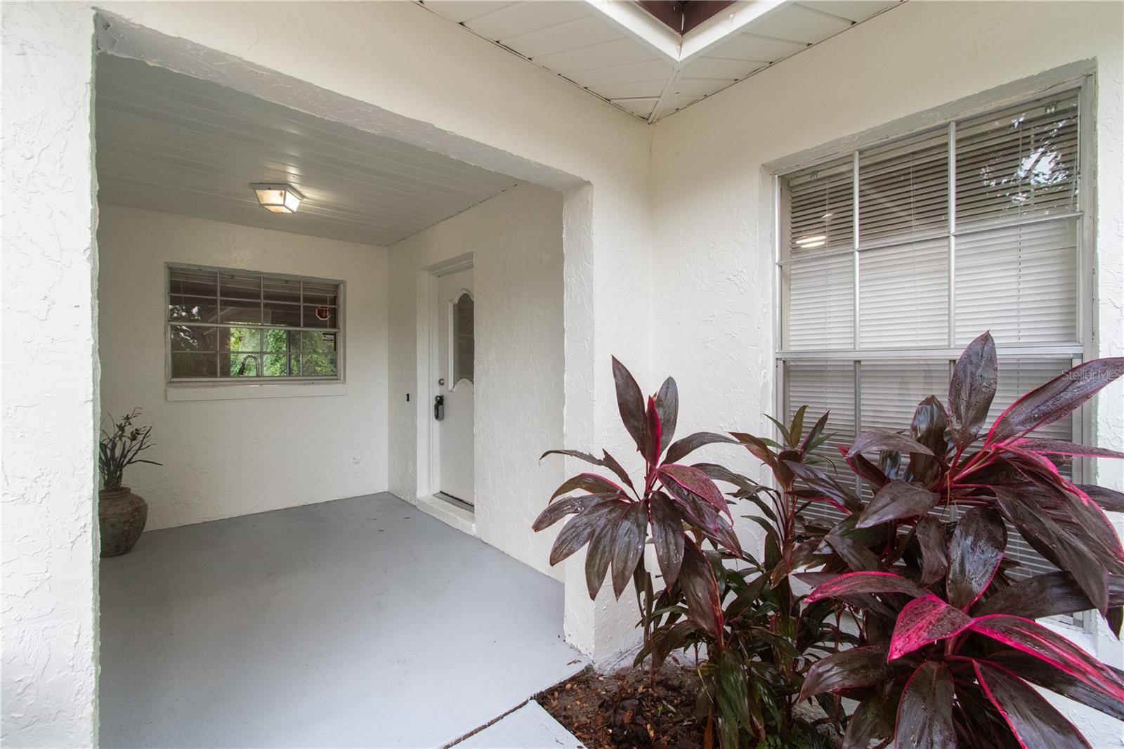 Image 3 of 25 For 905 Levee Court