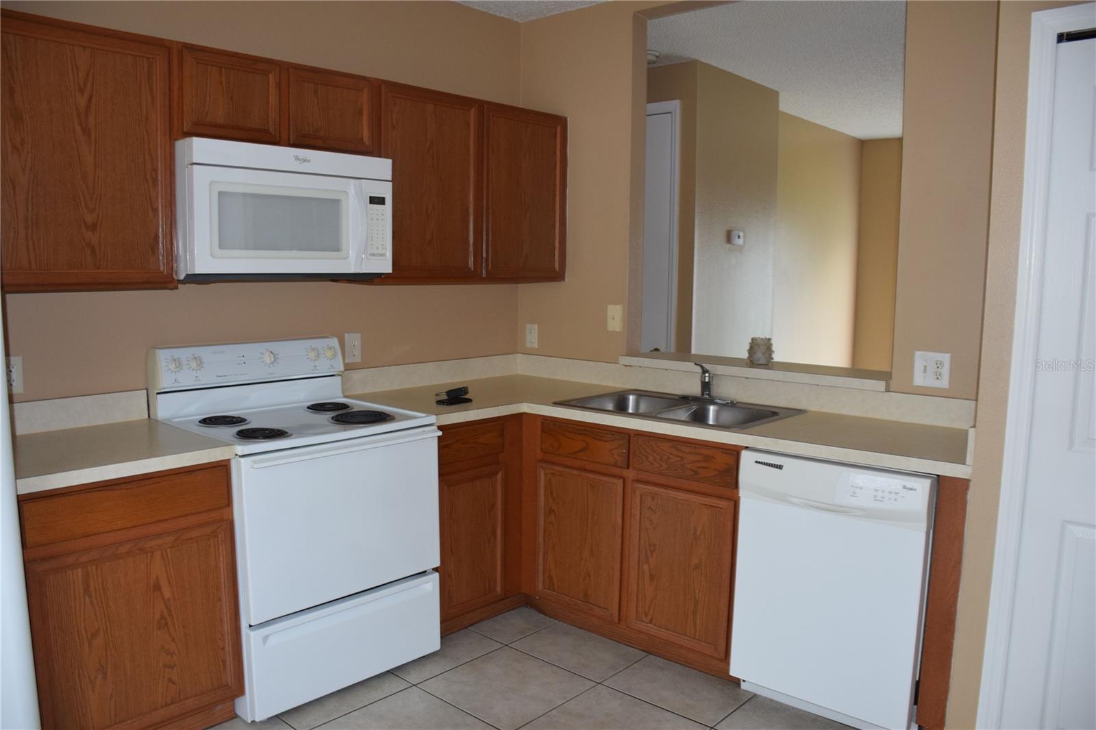 Image 7 of 20 For 322 Baccarat Court