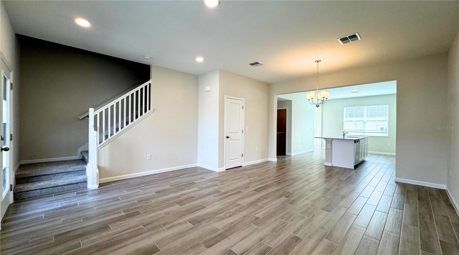 Image 4 of 22 For 15388 Burgtheater Drive