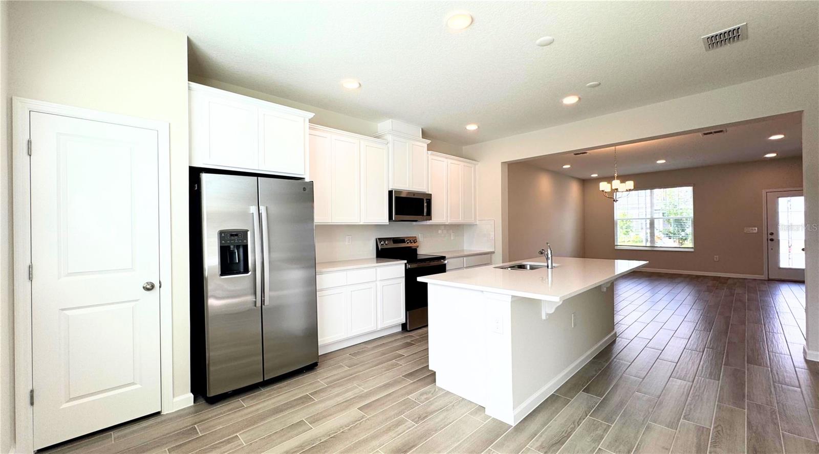 Image 6 of 22 For 15388 Burgtheater Drive