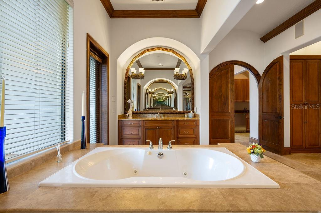 Image 26 of 95 For 1965 Lake Markham Preserve Trail