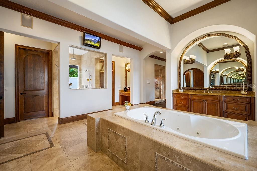 Image 27 of 95 For 1965 Lake Markham Preserve Trail