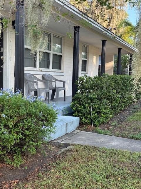 Image 4 of 37 For 750 Essex Place