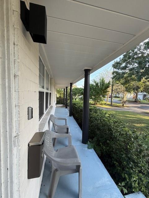 Image 5 of 37 For 750 Essex Place