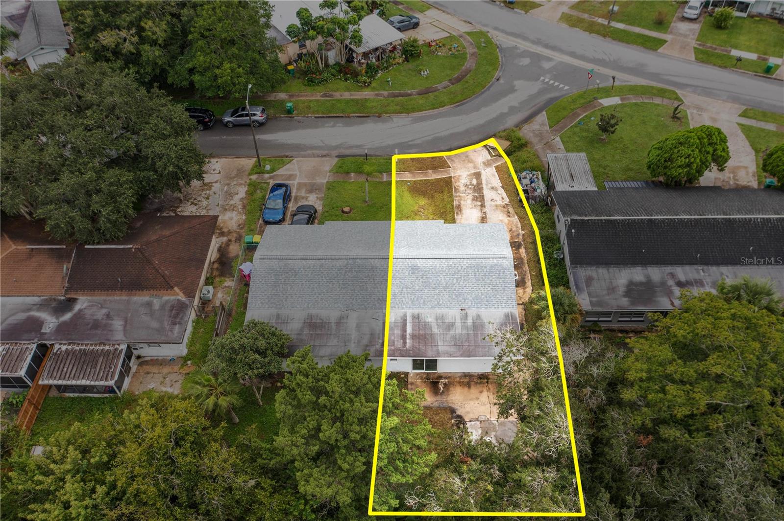 Image 21 of 26 For 705 Venus Drive