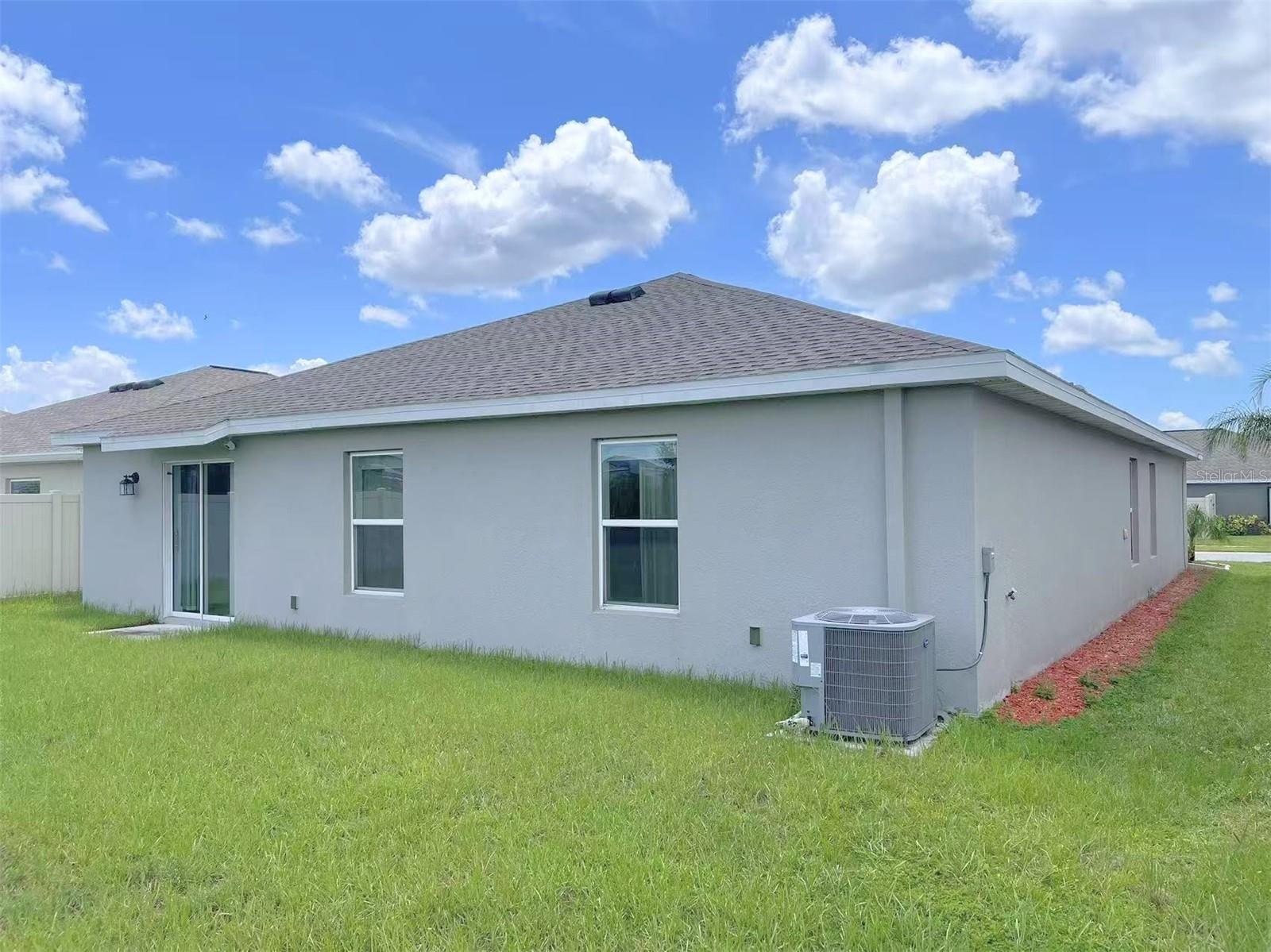 Image 18 of 24 For 5421 Preserve Boulevard