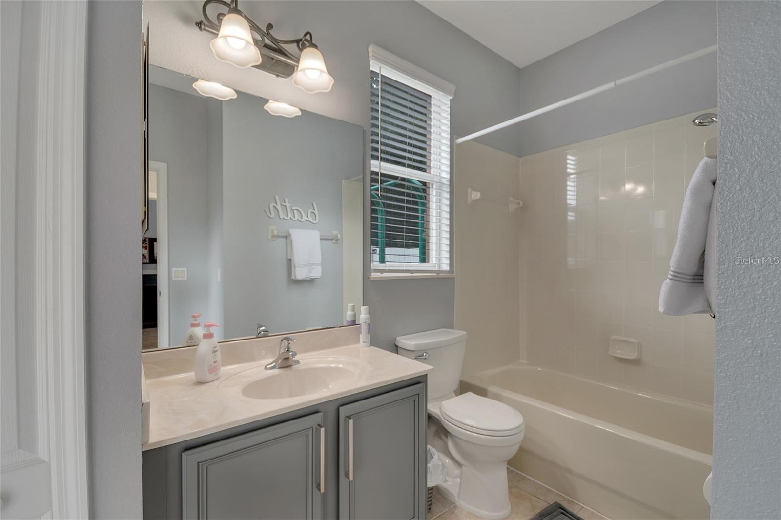 Image 25 of 65 For 15624 Montesino Drive