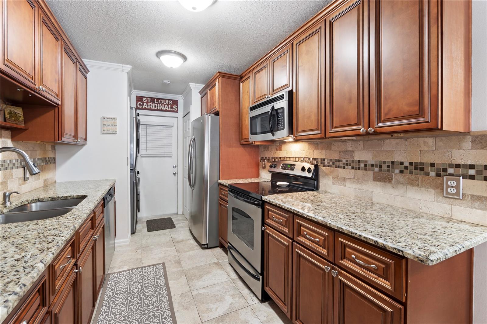 Image 9 of 23 For 30132 Tavares Ridge Boulevard 0