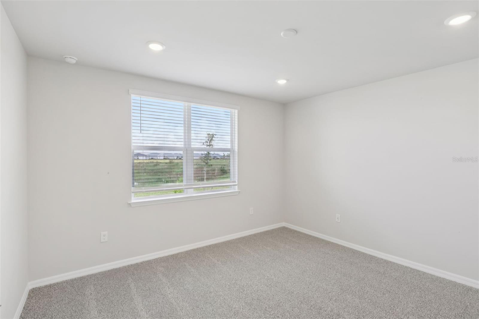 Image 14 of 40 For 44476 Diamond Trail