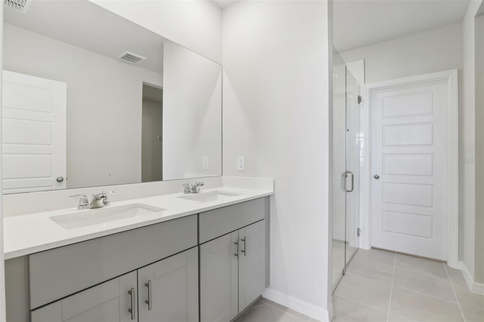 Image 17 of 40 For 44476 Diamond Trail