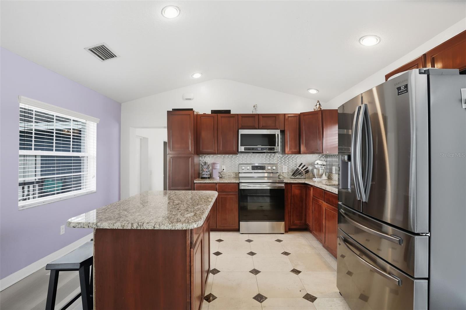 Image 15 of 40 For 8027 Orange Avenue