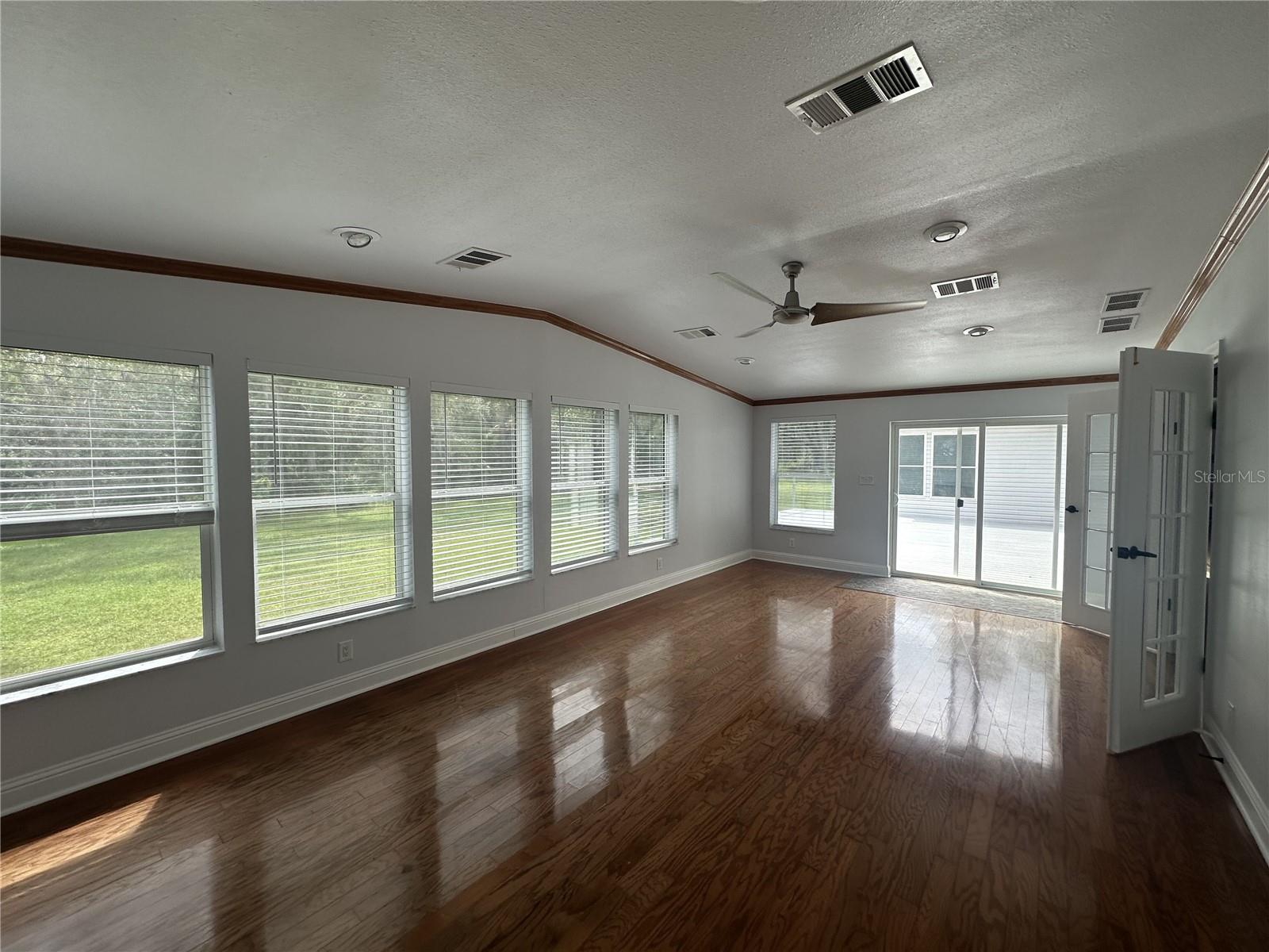 Image 7 of 15 For 10809 Cedar Cove Drive