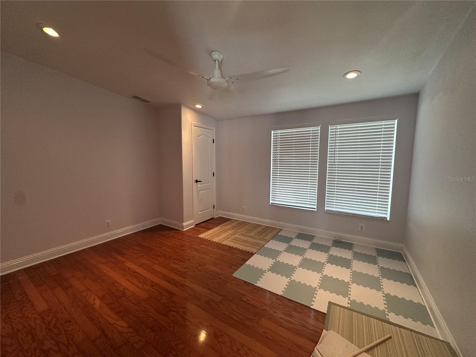 Image 8 of 15 For 10809 Cedar Cove Drive