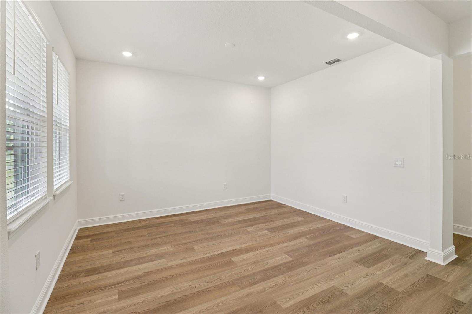 Image 17 of 39 For 1217 Pampus Drive