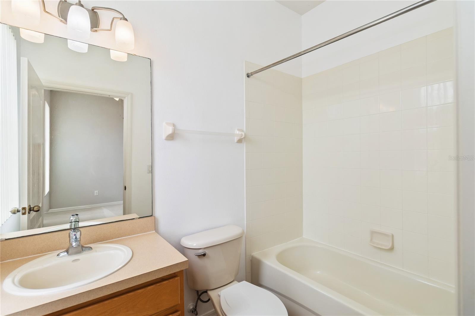 Image 18 of 23 For 13329 Harbor Shore Lane