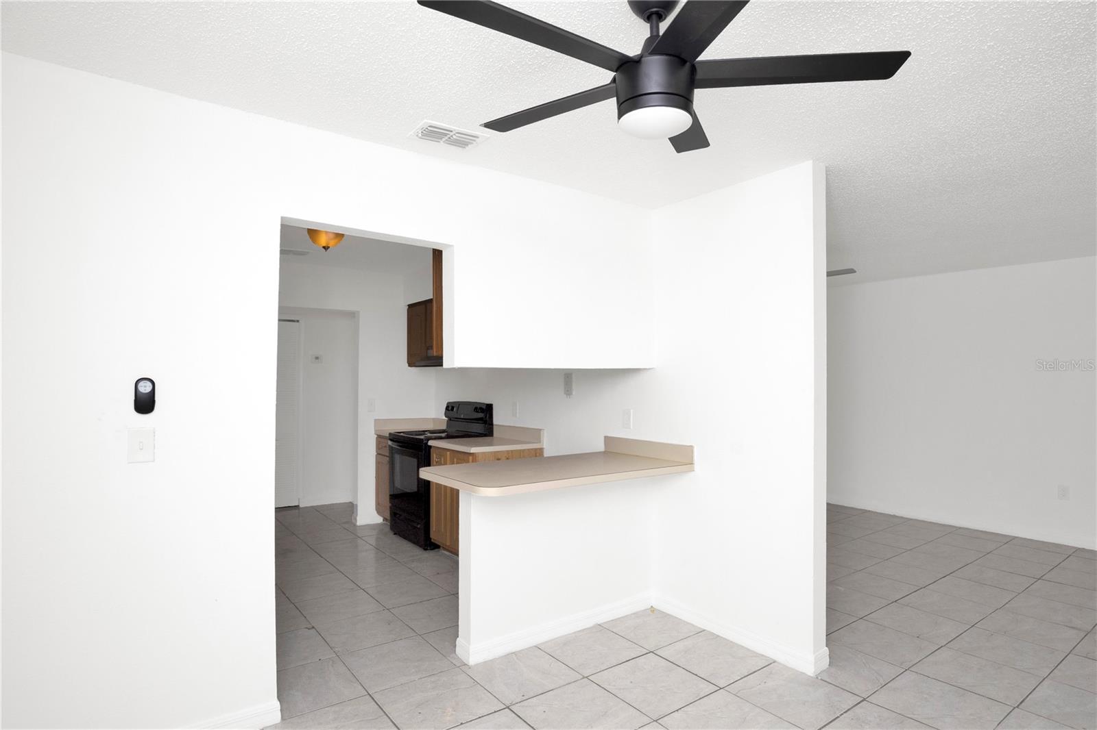 Image 12 of 40 For 4403 Semoran Boulevard 3