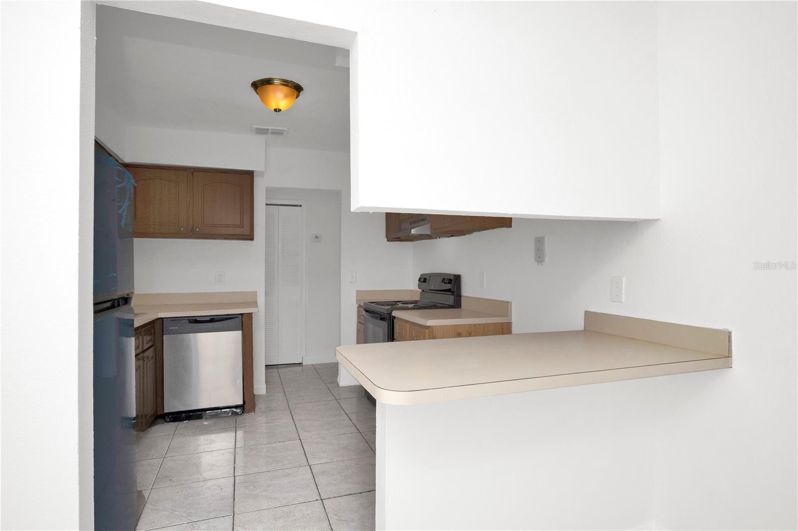 Image 13 of 40 For 4403 Semoran Boulevard 3