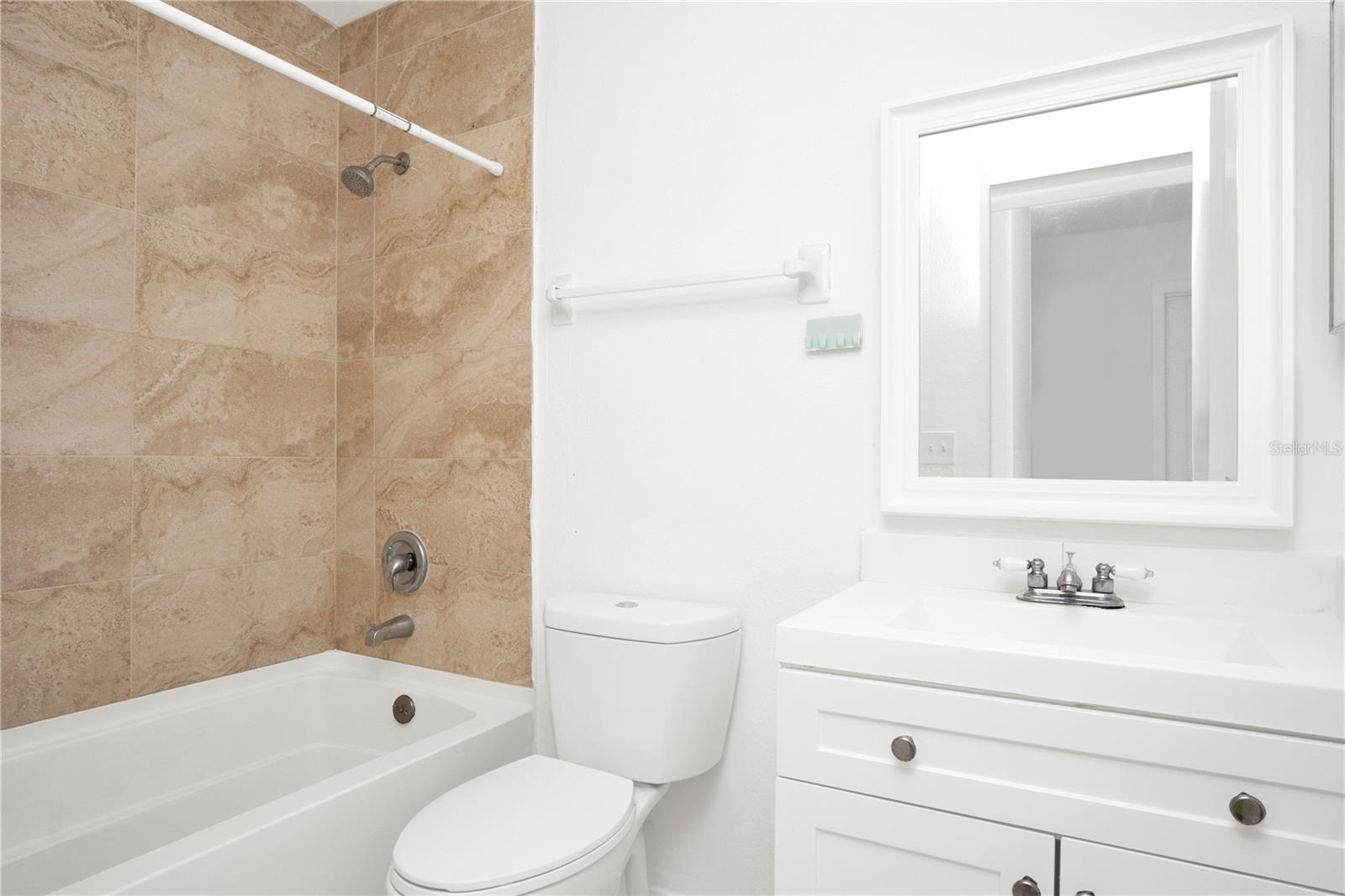 Image 25 of 40 For 4403 Semoran Boulevard 3