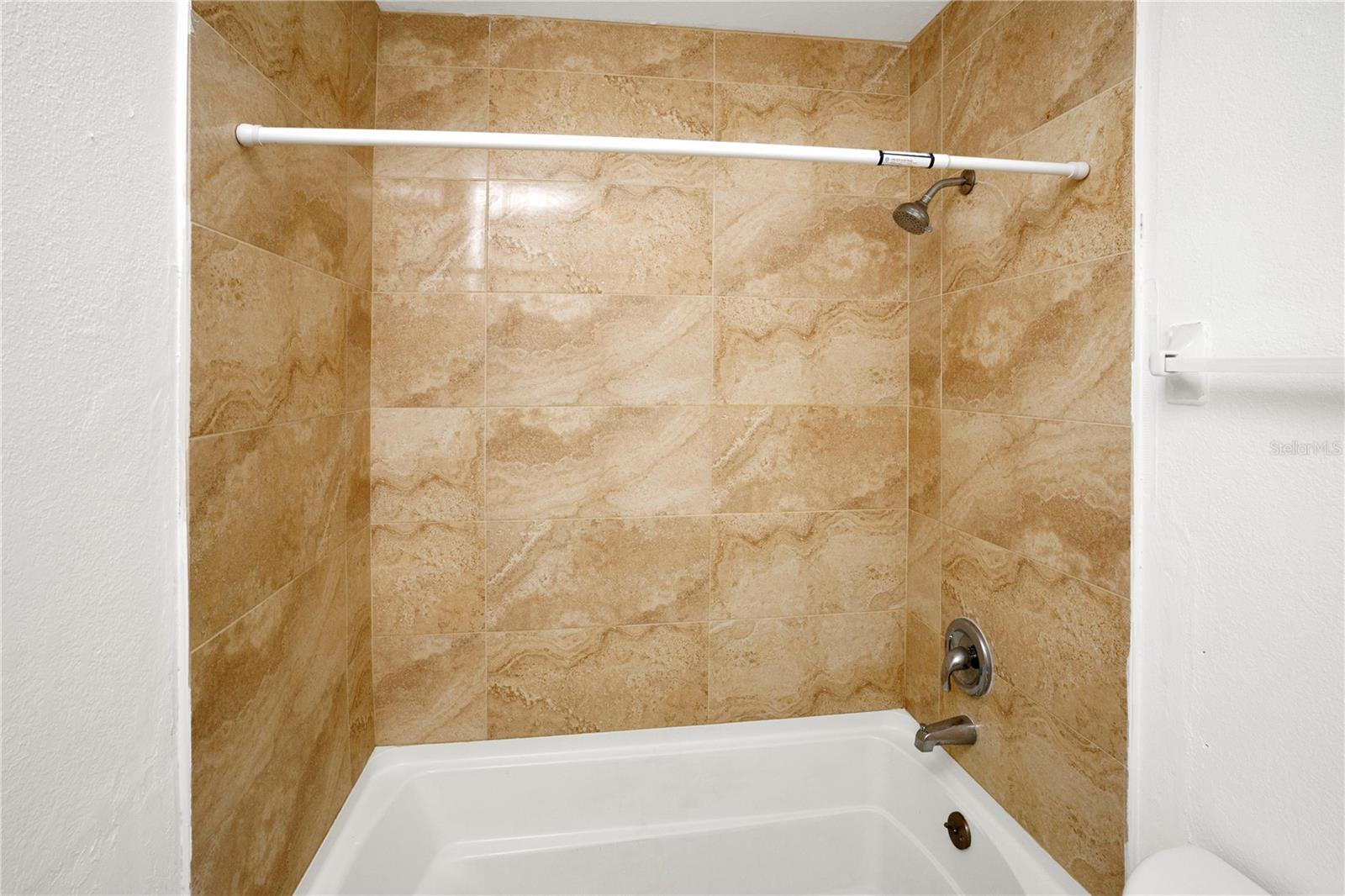 Image 27 of 40 For 4403 Semoran Boulevard 3