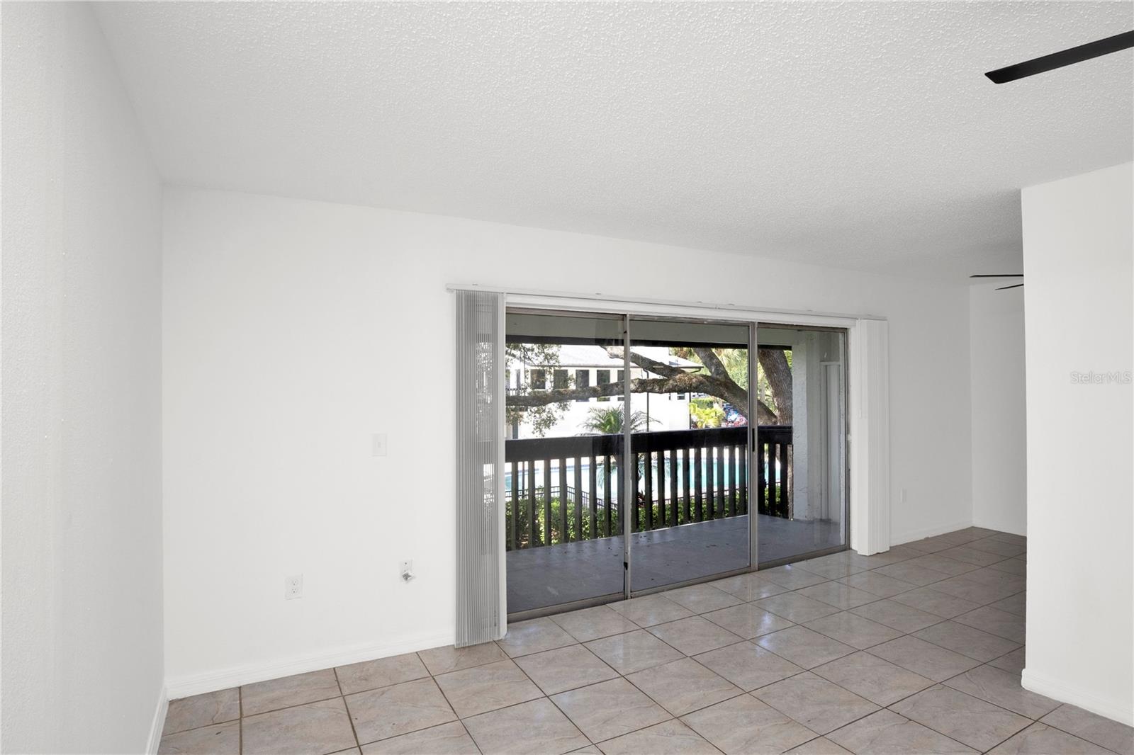 Image 7 of 40 For 4403 Semoran Boulevard 3