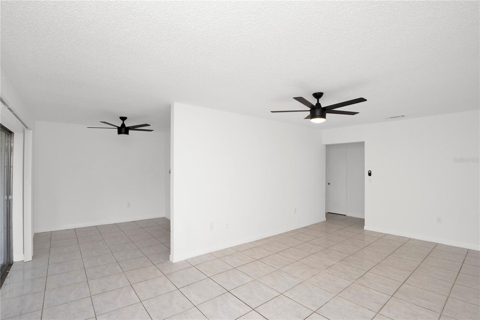 Image 8 of 40 For 4403 Semoran Boulevard 3