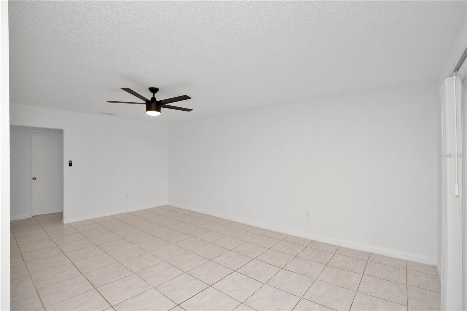 Image 9 of 40 For 4403 Semoran Boulevard 3