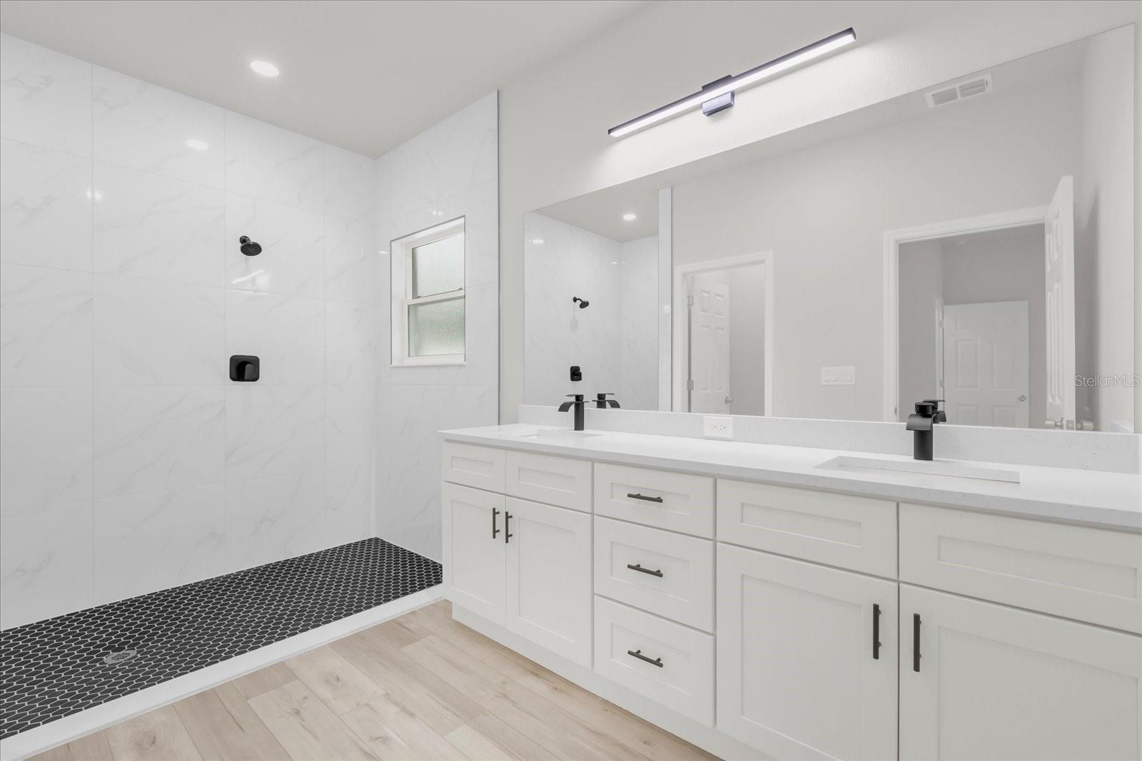 Image 14 of 31 For 10188 Empress Circle