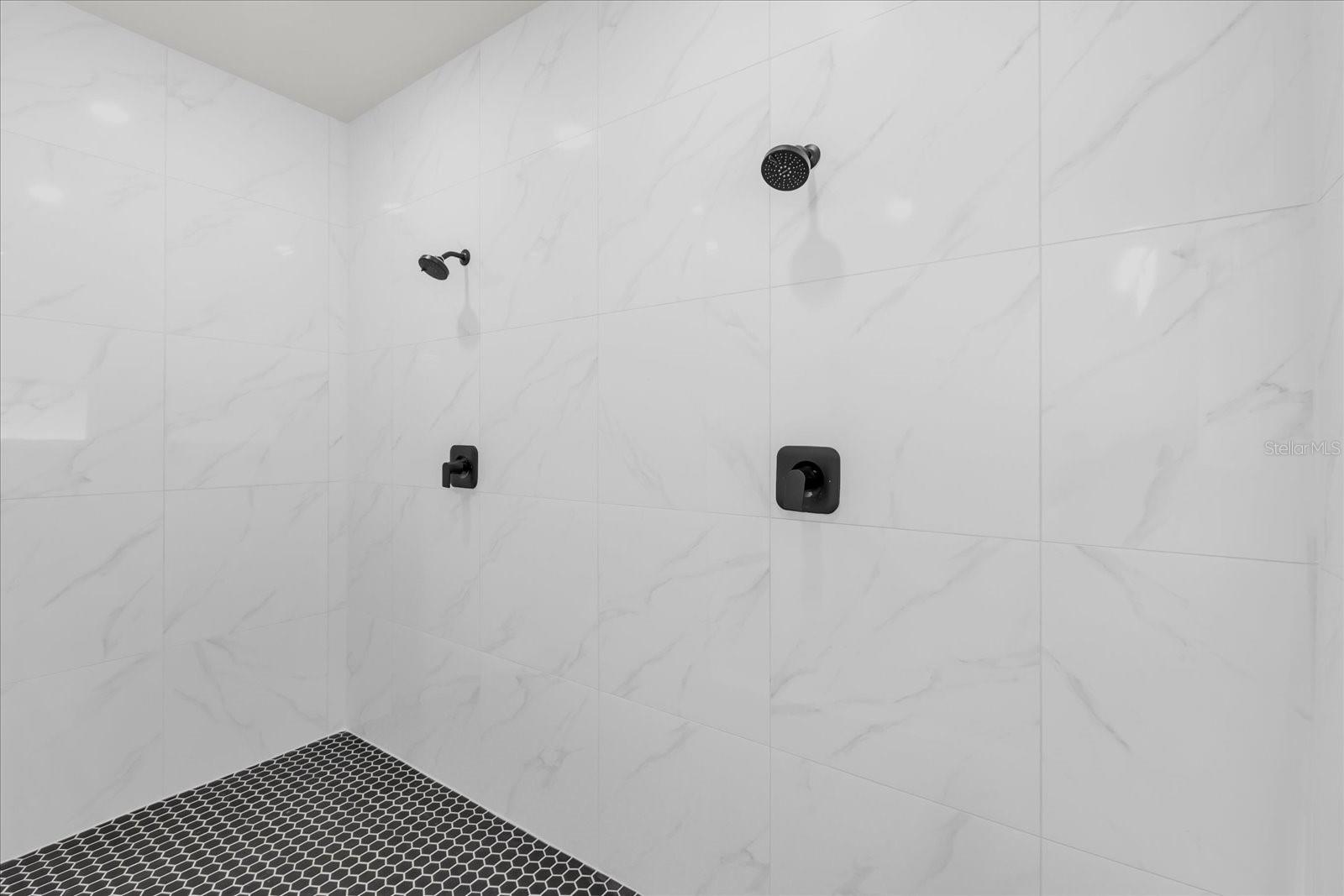 Image 15 of 31 For 10188 Empress Circle