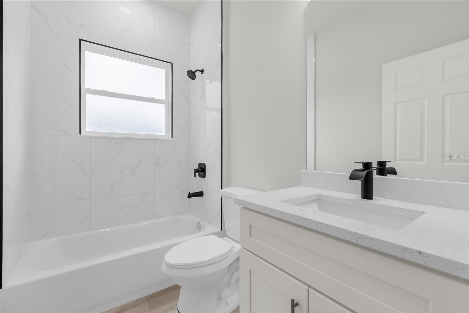 Image 20 of 31 For 10188 Empress Circle