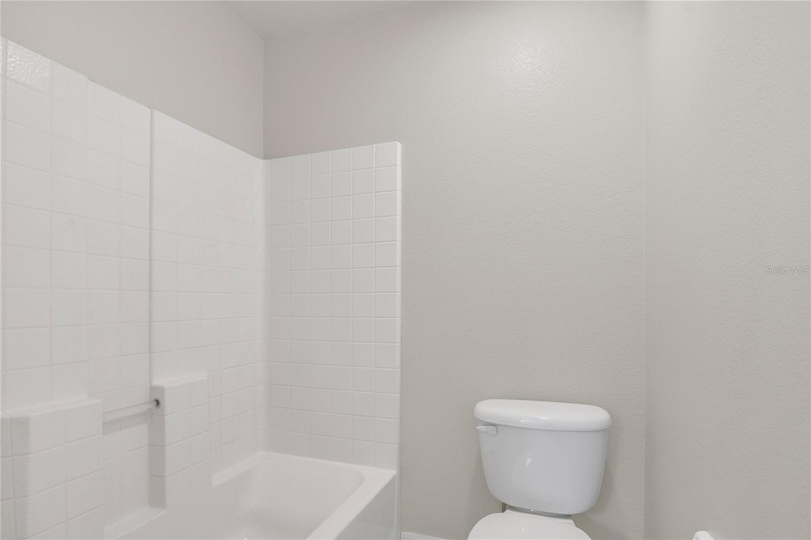 Image 19 of 42 For 678 Sandy Ridge Drive