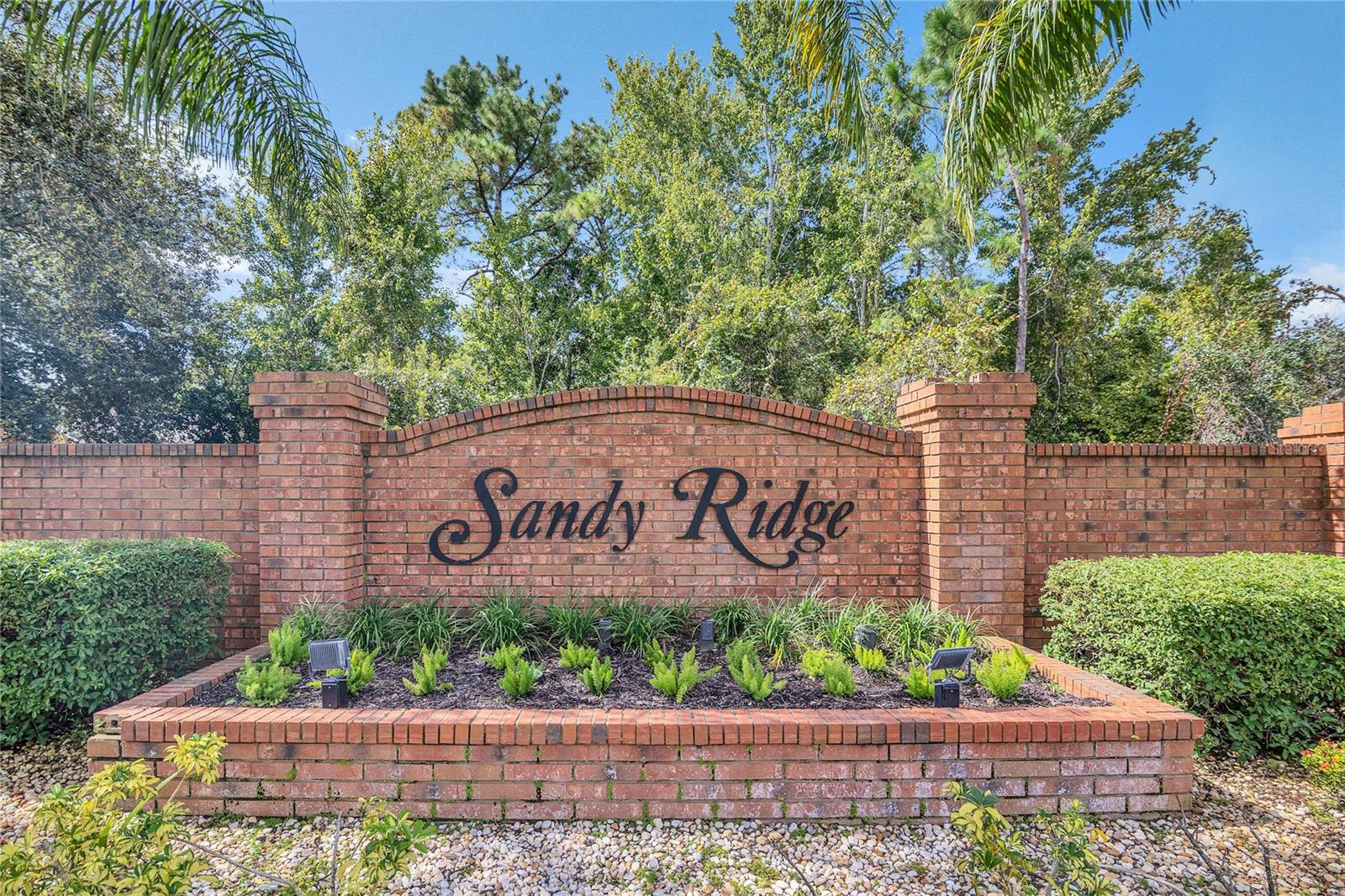 Image 27 of 42 For 678 Sandy Ridge Drive