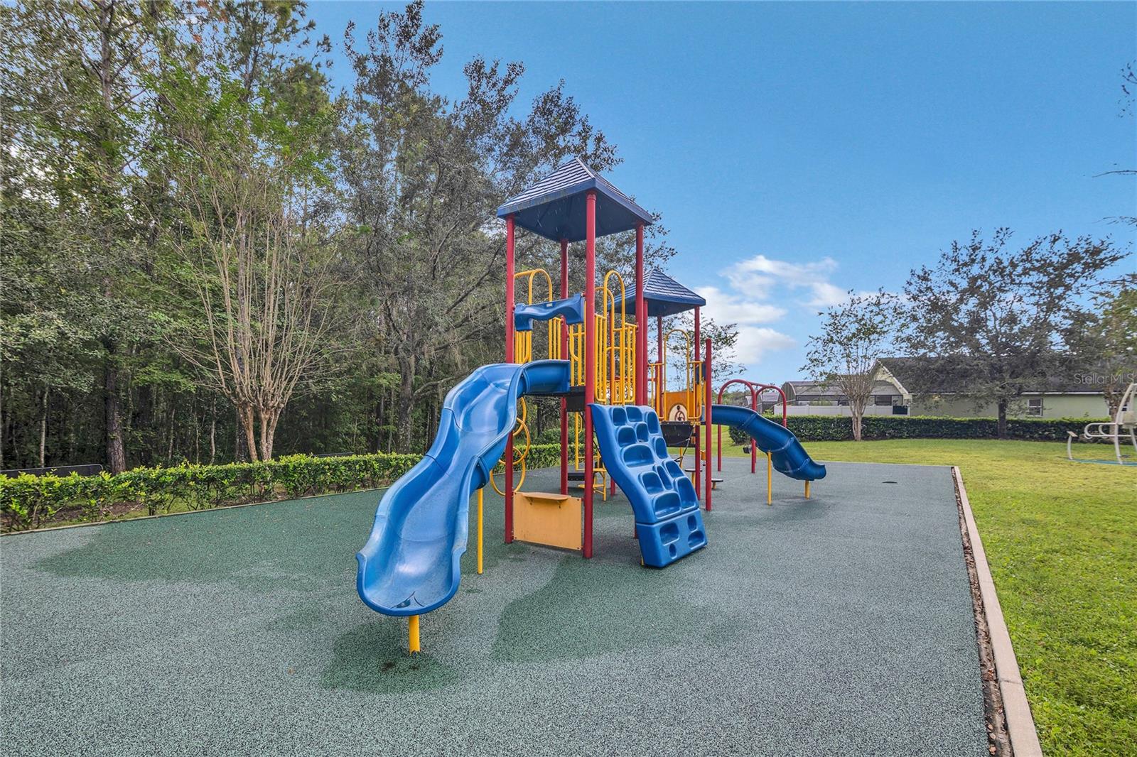 Image 33 of 42 For 678 Sandy Ridge Drive