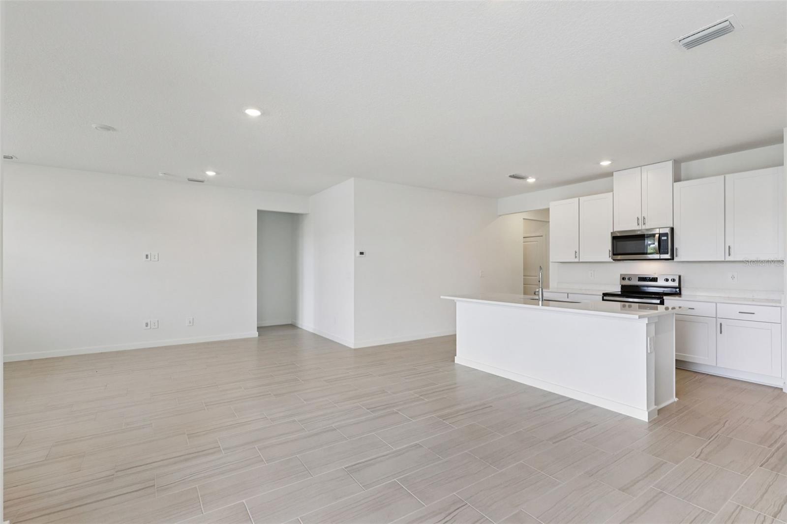 Image 10 of 29 For 51 Wandering Creek Way