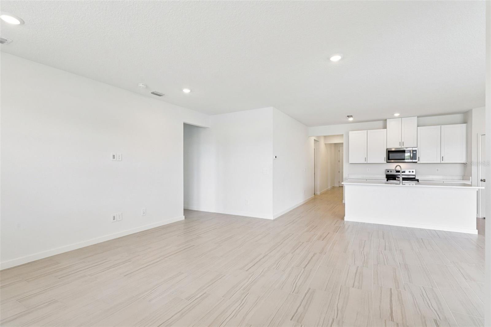 Image 11 of 29 For 51 Wandering Creek Way