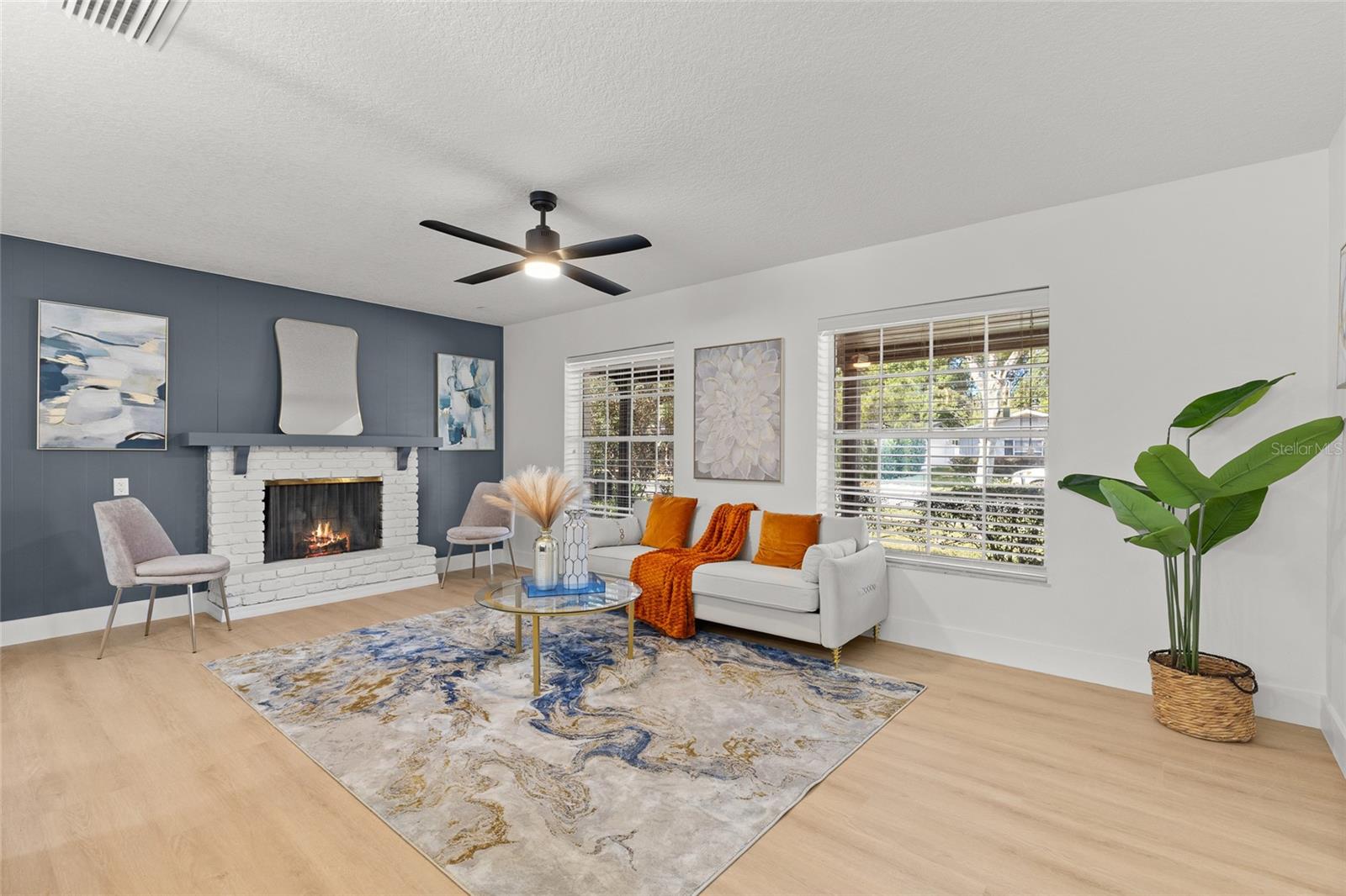Image 3 of 28 For 2920 Abbey Court