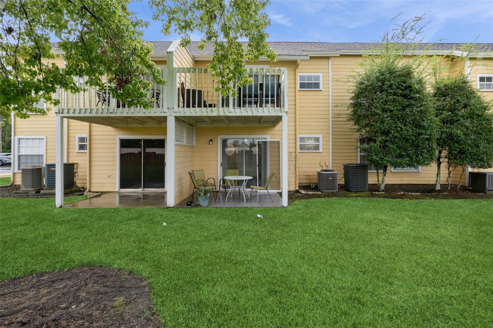 Image 27 of 36 For 2442 Sweetwater Club Circle 41