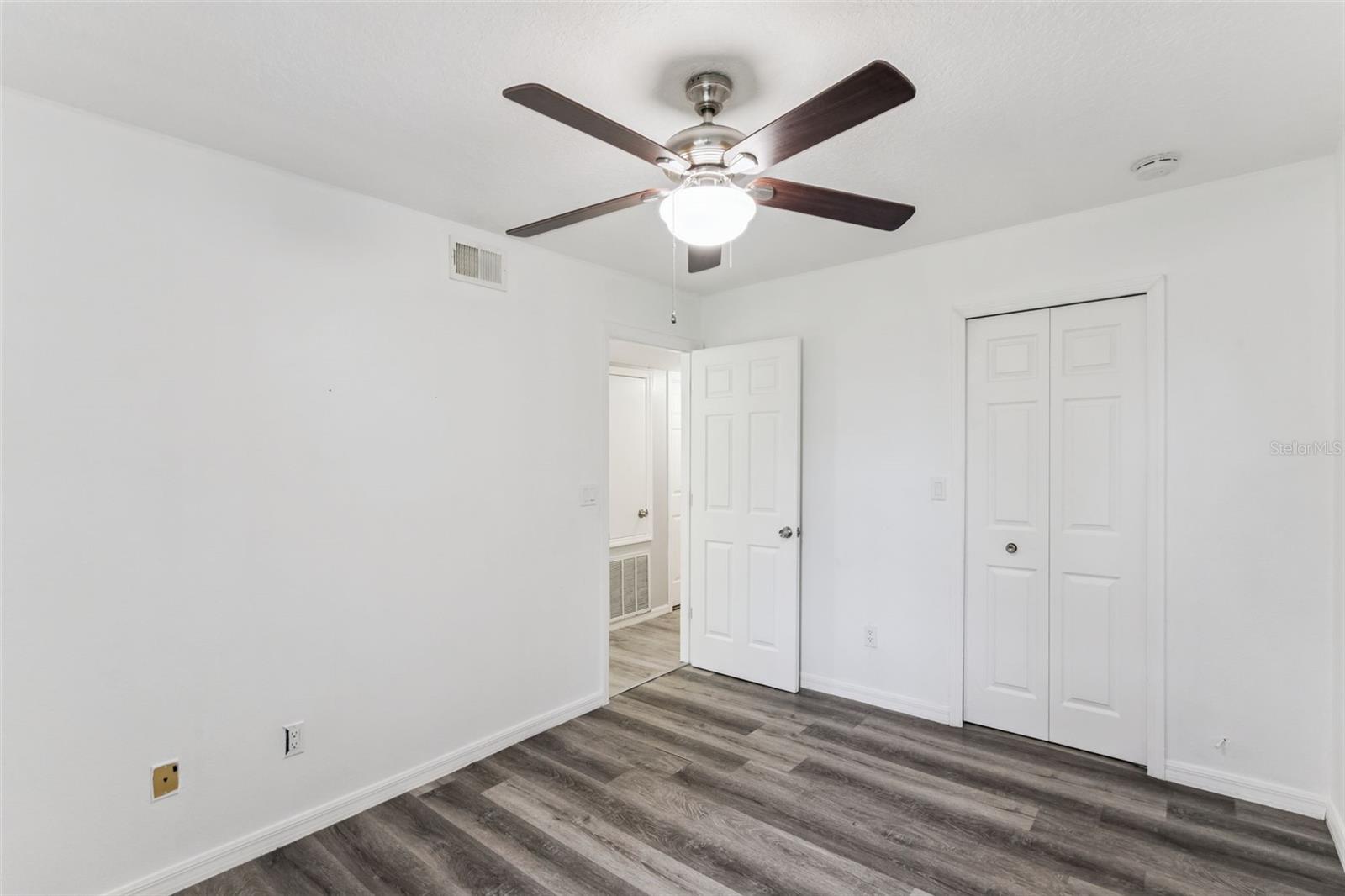 Image 32 of 36 For 2442 Sweetwater Club Circle 41