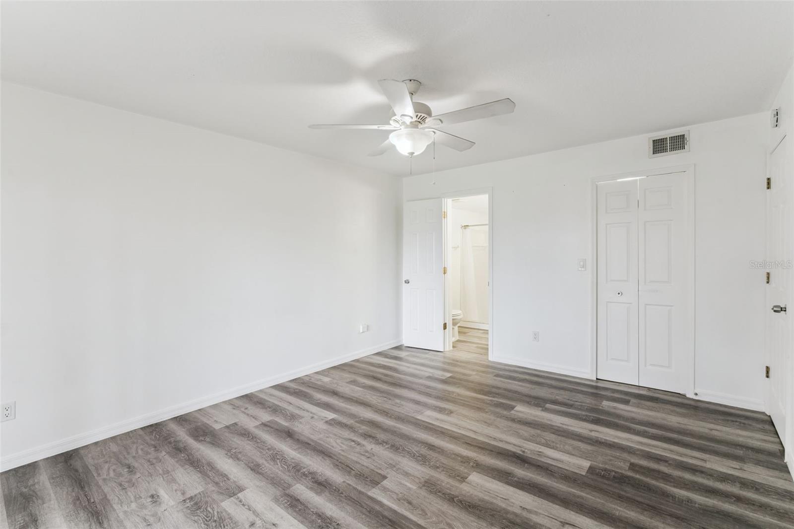 Image 36 of 36 For 2442 Sweetwater Club Circle 41