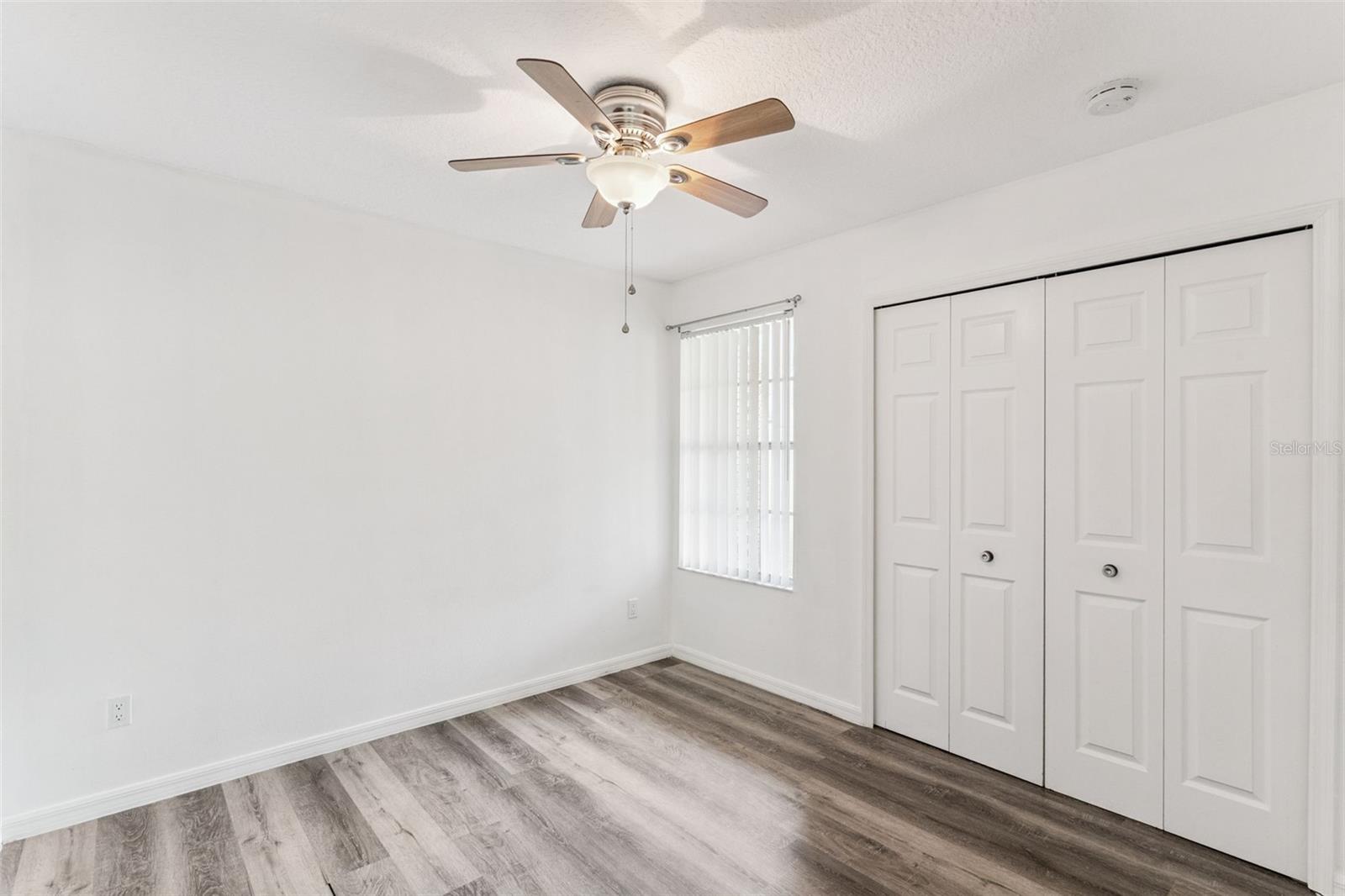 Image 9 of 36 For 2442 Sweetwater Club Circle 41